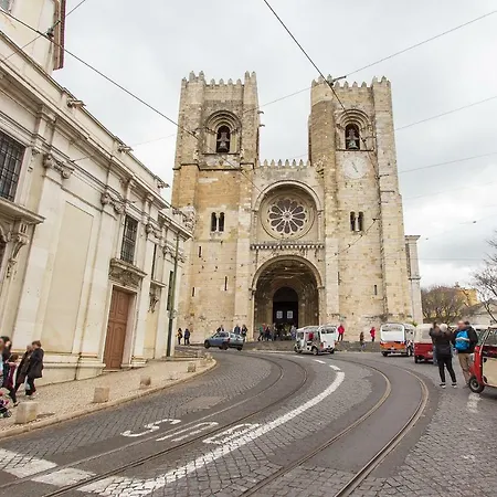 Alfama Tailor Made Blue House With A View #1 * 리스본